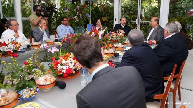 Presidente Daniel y Compañera Rosario sostienen encuentro con el empresario mexicano Carlos Slim