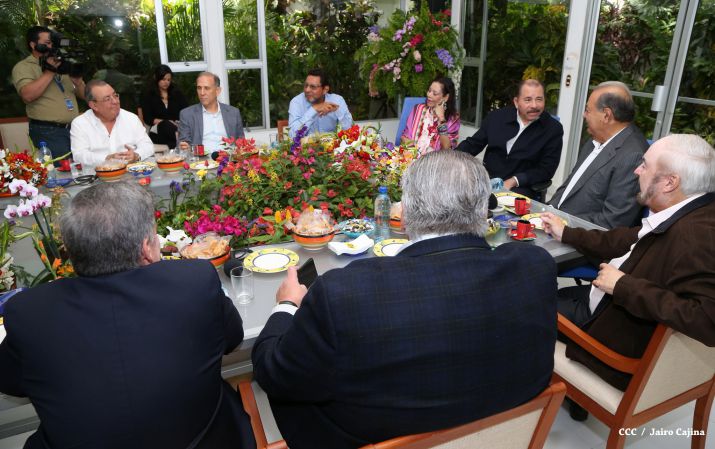 Presidente Daniel y Compañera Rosario sostienen encuentro con el empresario mexicano Carlos Slim