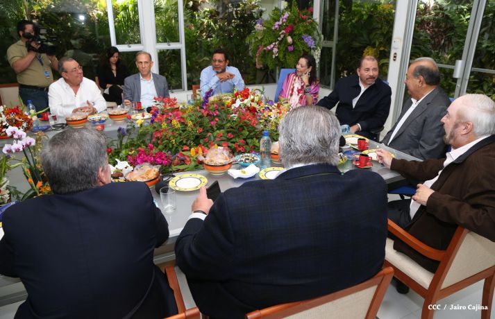 Presidente Daniel y Compañera Rosario sostienen encuentro con el empresario mexicano Carlos Slim