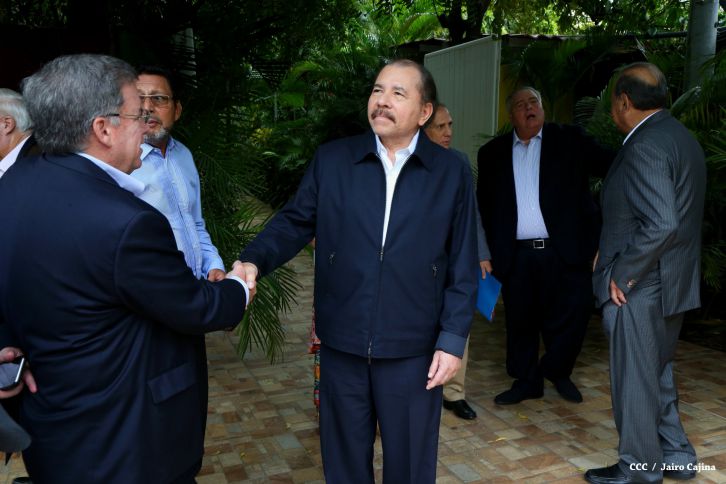 Presidente Daniel y Compañera Rosario sostienen encuentro con el empresario mexicano Carlos Slim