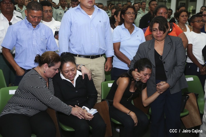 Daniel asiste a ceremonia de honores militares a Coronel Mario Jirón (q.e.p.d.)