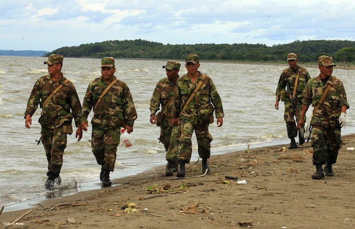 Prosigue búsqueda de militares fallecidos en accidente aéreo