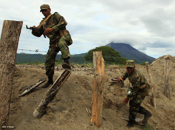 Prosigue búsqueda de militares fallecidos en accidente aéreo