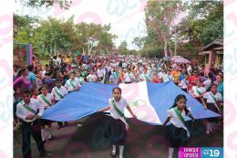 San Marcos celebra festividades patrias con hermoso desfile por las calles del municipio