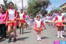 San Marcos celebra festividades patrias con hermoso desfile por las calles del municipio