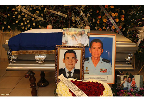 Vela de los Coroneles Manuel López García y Chester Porfirio Vargas