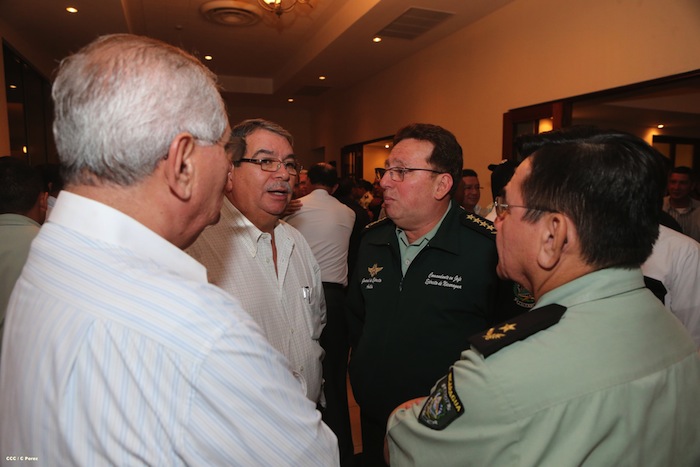 Vela de los Coroneles Manuel López García y Chester Porfirio Vargas