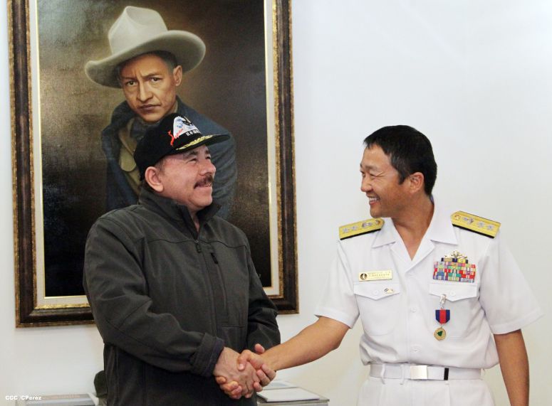 Presidente Daniel se reúne con miembros de la Fuerza Marítima de Autodefensa de Japón