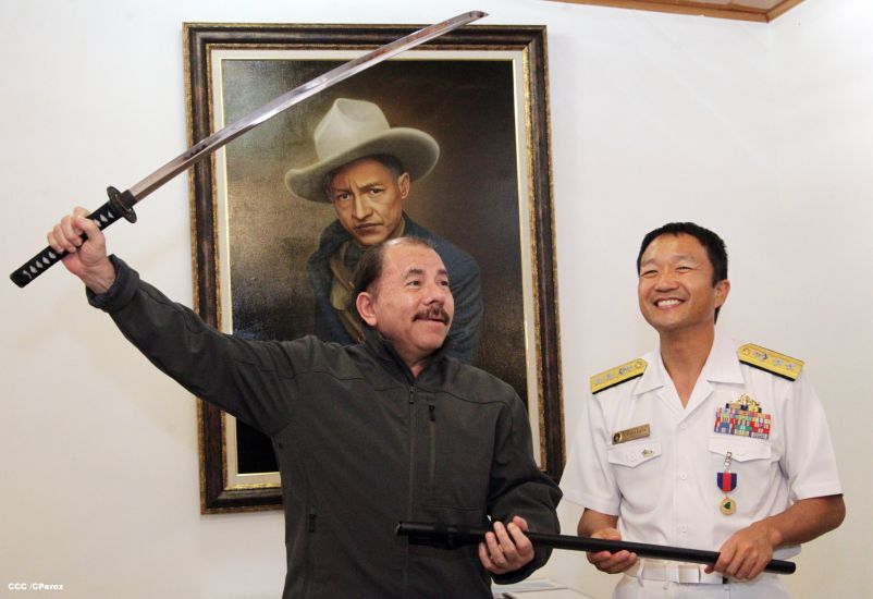 Presidente Daniel se reúne con miembros de la Fuerza Marítima de Autodefensa de Japón