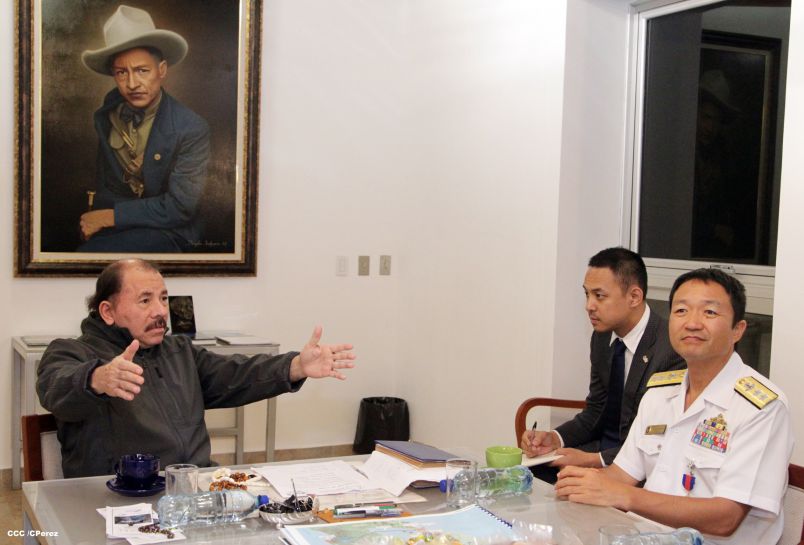Presidente Daniel se reúne con miembros de la Fuerza Marítima de Autodefensa de Japón