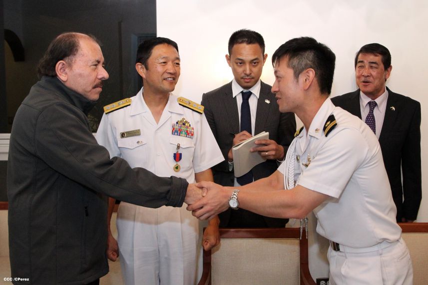 Presidente Daniel se reúne con miembros de la Fuerza Marítima de Autodefensa de Japón