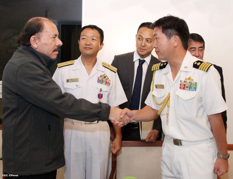 Presidente Daniel se reúne con miembros de la Fuerza Marítima de Autodefensa de Japón