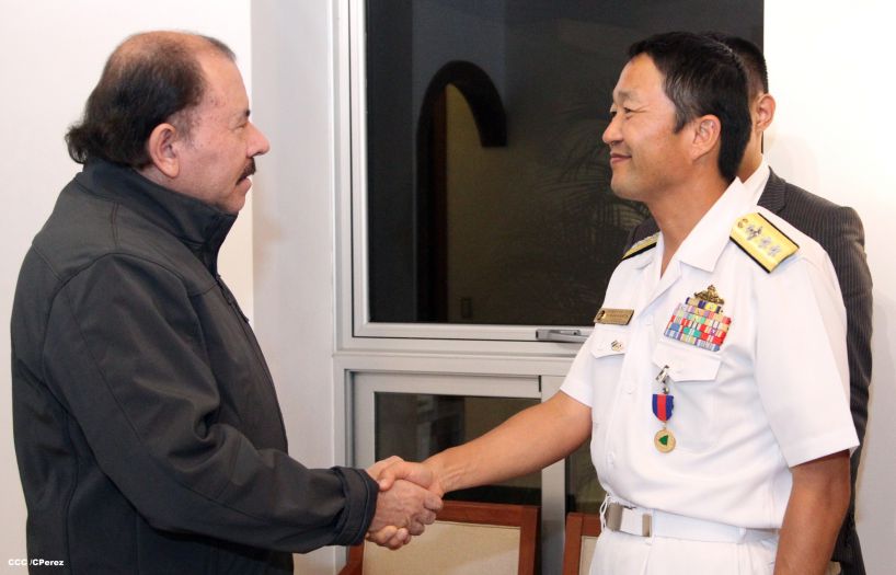 Presidente Daniel se reúne con miembros de la Fuerza Marítima de Autodefensa de Japón