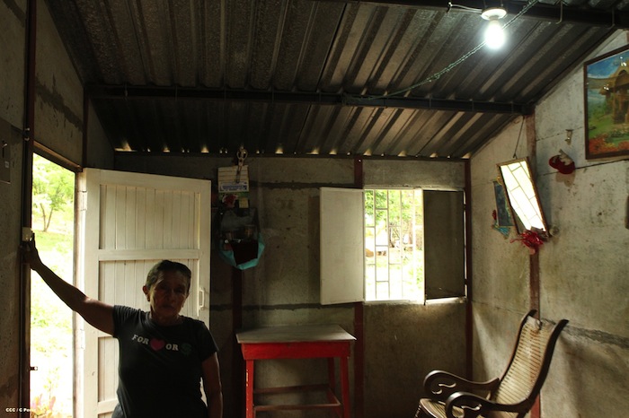 Luz eléctrica llega a comunidad La Palanca de Mateare