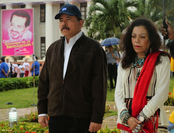 Daniel y Rosario conmemoran 77 Natalicio del Comandante Carlos Fonseca Amador