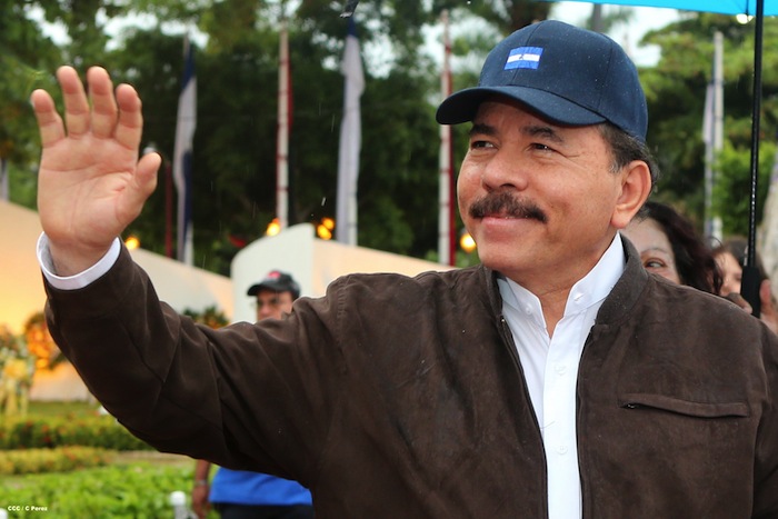 Daniel y Rosario conmemoran 77 Natalicio del Comandante Carlos Fonseca Amador