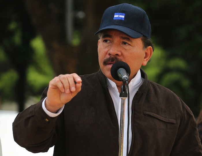 Daniel y Rosario conmemoran 77 Natalicio del Comandante Carlos Fonseca Amador