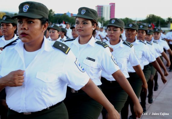 Presidente Daniel y Compañera Rosario presiden celebración del 36 Aniversario del MIGOB