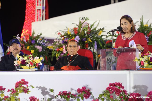 Presidente Daniel y Compañera Rosario presiden celebración del 36 Aniversario del MIGOB