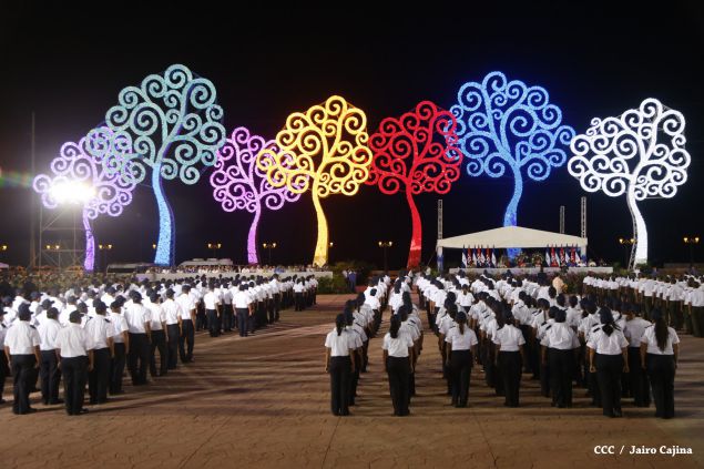 Presidente Daniel y Compañera Rosario presiden celebración del 36 Aniversario del MIGOB