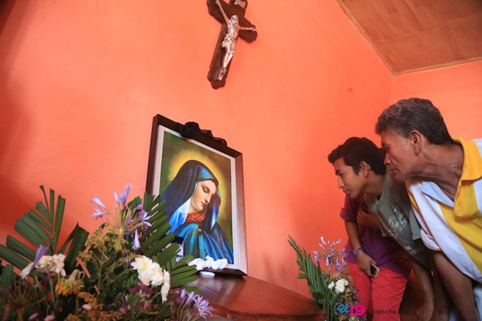 Pintura de la Virgen Dolorosa derrama lágrimas y causa conmoción en población de Granada