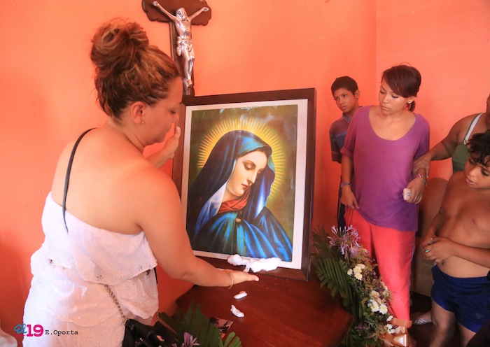 Pintura de la Virgen Dolorosa derrama lágrimas y causa conmoción en población de Granada