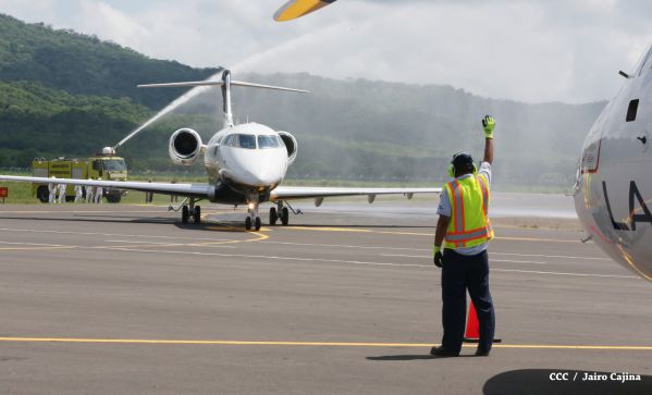 Inauguran Aeropuerto de Costa Esmeralda en Guacalito de la Isla
