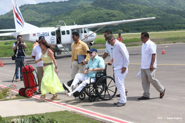 Inauguran Aeropuerto de Costa Esmeralda en Guacalito de la Isla