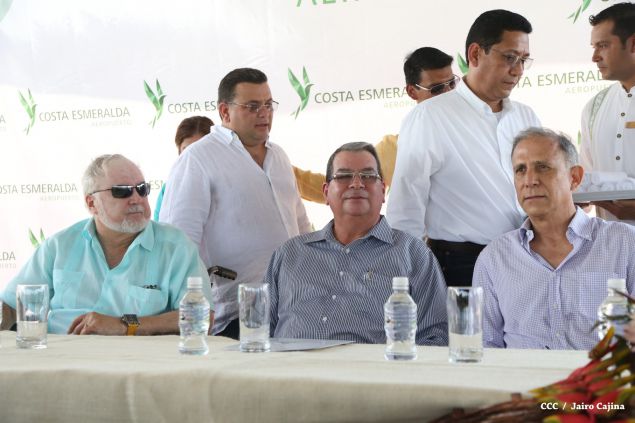 Inauguran Aeropuerto de Costa Esmeralda en Guacalito de la Isla