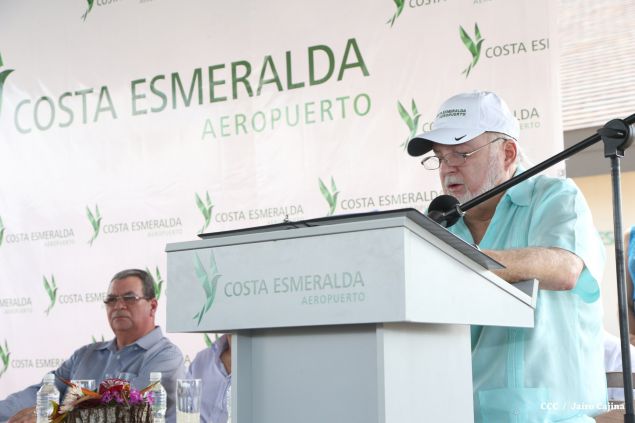 Inauguran Aeropuerto de Costa Esmeralda en Guacalito de la Isla