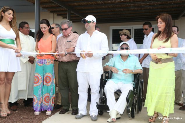 Inauguran Aeropuerto de Costa Esmeralda en Guacalito de la Isla