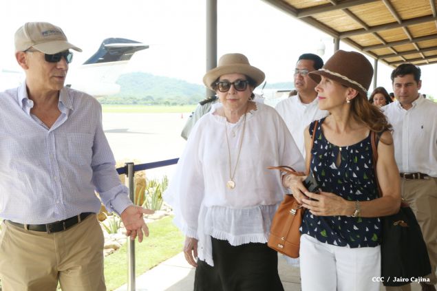 Inauguran Aeropuerto de Costa Esmeralda en Guacalito de la Isla