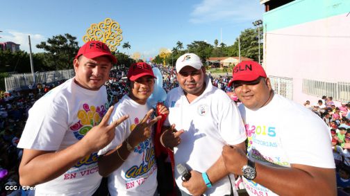 Chocolatito participa en Caminata por el Trabajo y la Paz