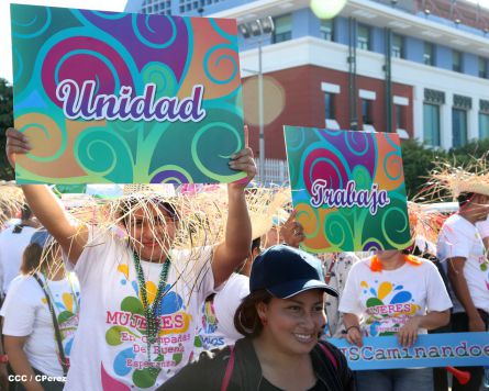 Chocolatito participa en Caminata por el Trabajo y la Paz