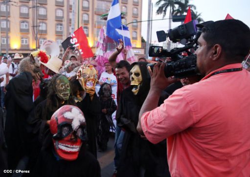 Más fotos de la Caminata Trabajo y Paz… Unida, Nicaragua Triunfa!
