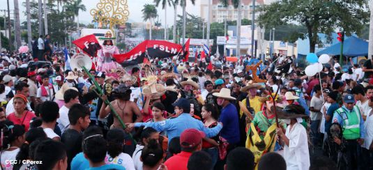 Más fotos de la Caminata Trabajo y Paz… Unida, Nicaragua Triunfa!