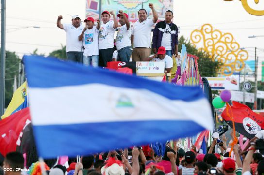 Más fotos de la Caminata Trabajo y Paz… Unida, Nicaragua Triunfa!