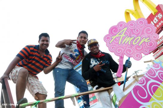 Más fotos de la Caminata Trabajo y Paz… Unida, Nicaragua Triunfa!