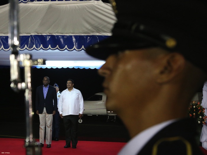 Arriban mandatarios del Caribe