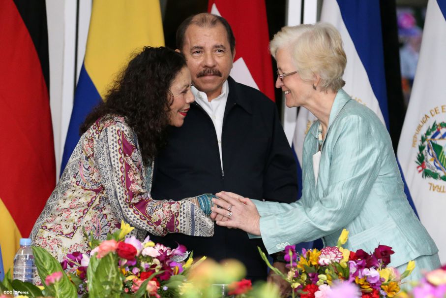 Daniel y Rosario reciben cartas credenciales de nuevos embajadores de Colombia, El Salvador, Italia y Alemania