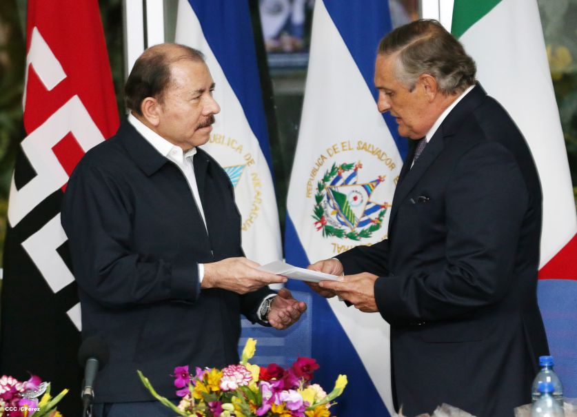 Daniel y Rosario reciben cartas credenciales de nuevos embajadores de Colombia, El Salvador, Italia y Alemania