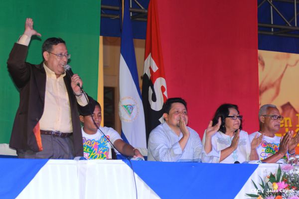 Jóvenes nicaragüenses conmemoran al Comandante Carlos con Mega Simultánea de Ajedrez