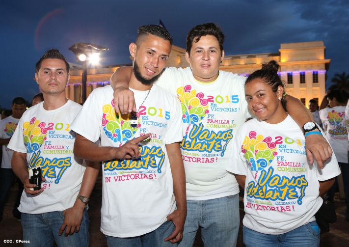 Daniel y Rosario conmemoran 39 aniversario del tránsito a la inmortalidad del Comandante Carlos Fonseca