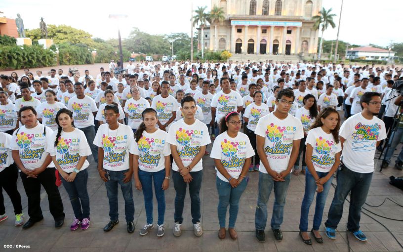 Daniel y Rosario conmemoran 39 aniversario del tránsito a la inmortalidad del Comandante Carlos Fonseca