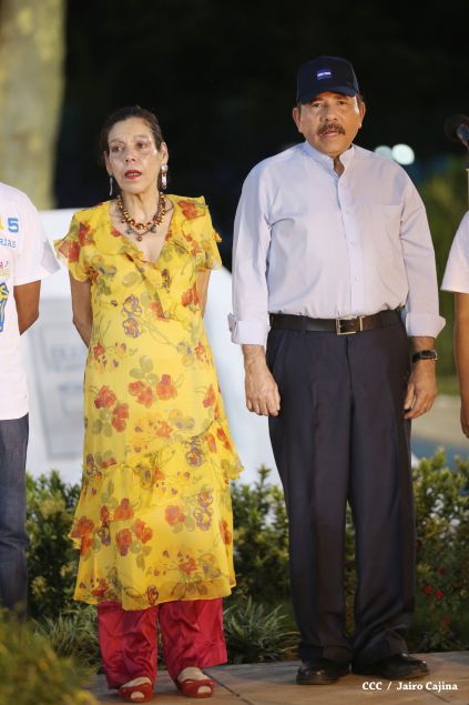 Daniel y Rosario conmemoran 39 aniversario del tránsito a la inmortalidad del Comandante Carlos Fonseca