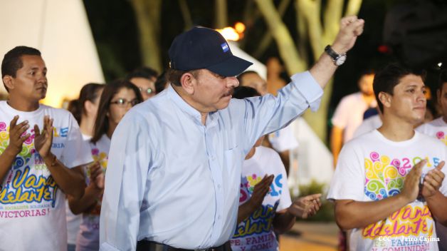 Daniel y Rosario conmemoran 39 aniversario del tránsito a la inmortalidad del Comandante Carlos Fonseca