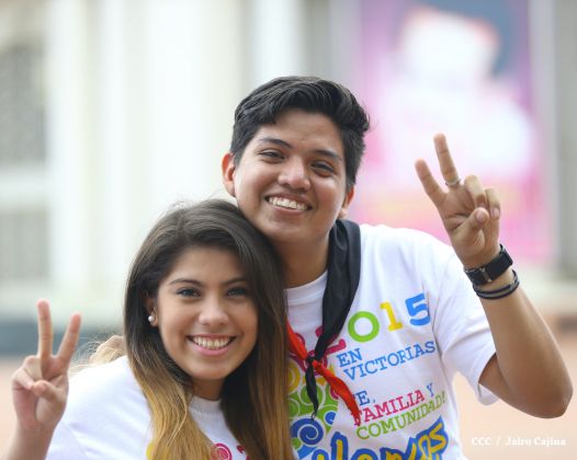 Daniel y Rosario conmemoran 39 aniversario del tránsito a la inmortalidad del Comandante Carlos Fonseca