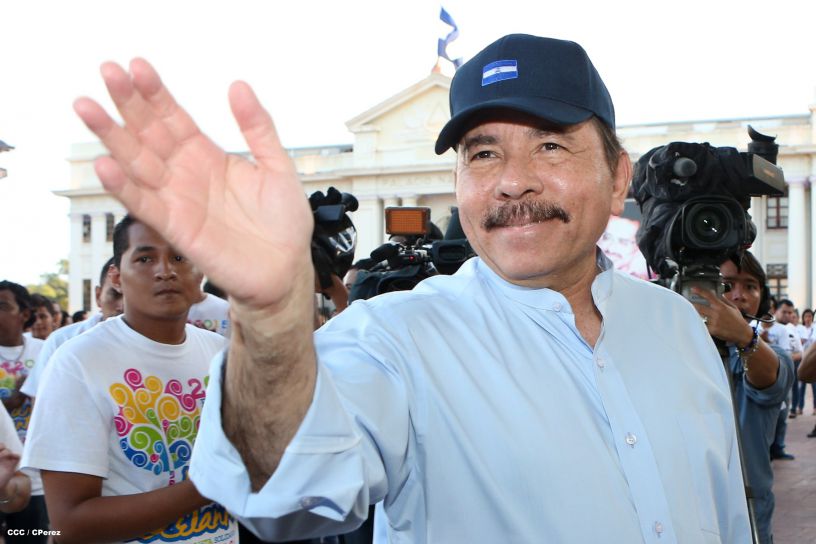 Daniel y Rosario conmemoran 39 aniversario del tránsito a la inmortalidad del Comandante Carlos Fonseca