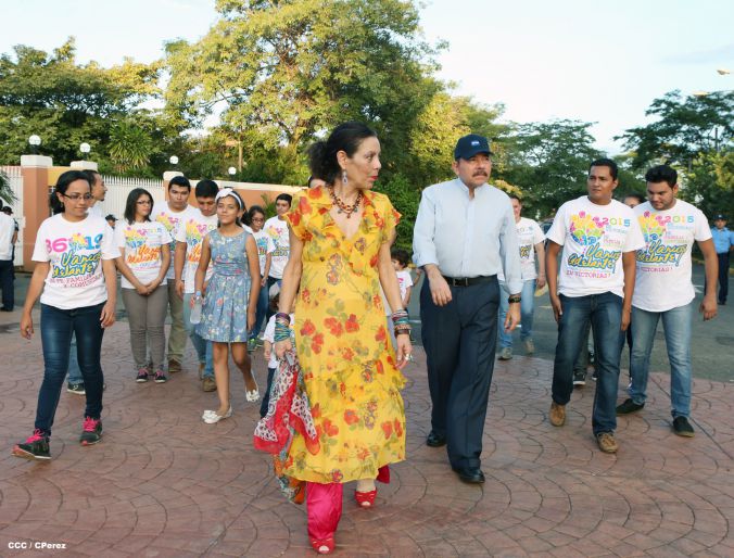 Daniel y Rosario conmemoran 39 aniversario del tránsito a la inmortalidad del Comandante Carlos Fonseca