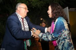 Daniel y Rosario reciben cartas credenciales de embajadores de Chile, Francia, EEUU y Palestina